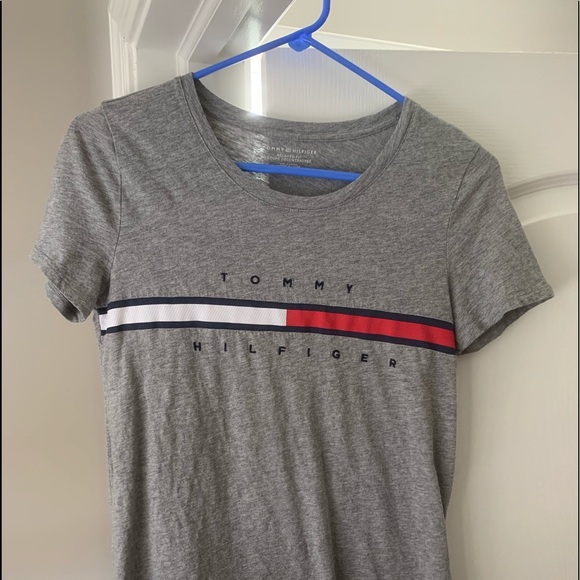 TOMMY HILFIGER Heather Gray Relaxed Fit Tee - Picture 3 of 3